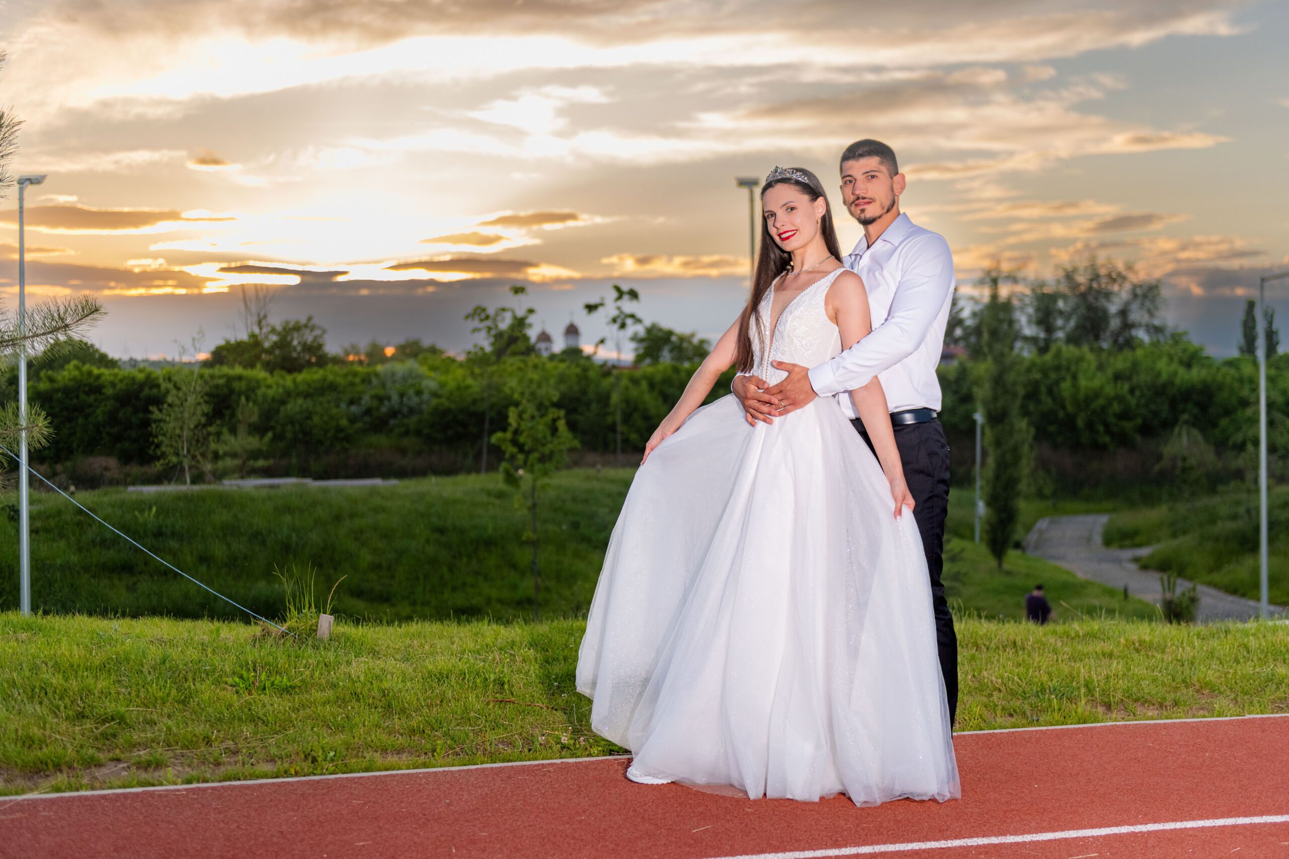 Detaliu rochie mireasă trash the dress Athletic Park Bacău fotograf Buliga Silviu